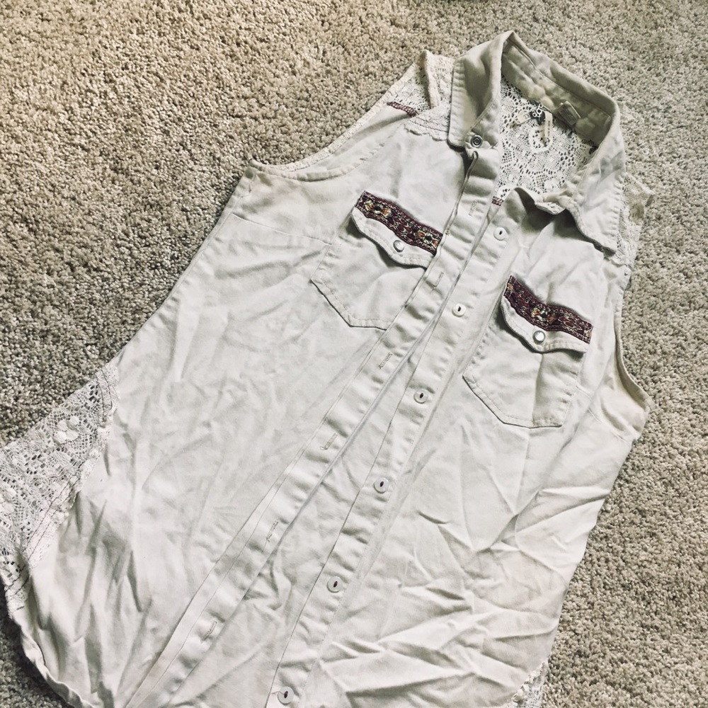 BKE Vest!! ✨